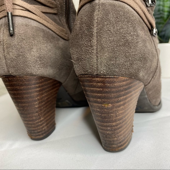 Clarks Alpine Andi Heeled Lace Up Booties 7 - Picture 8 of 10